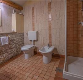 5 Bedroom Istrian Villa Estate with Large Pool and Gardens near Barban, Sleeps 12